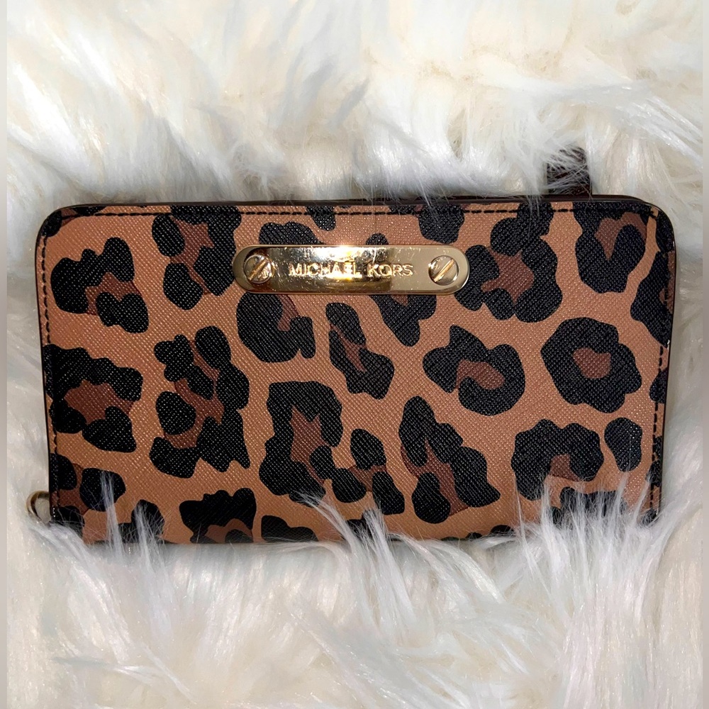 Michael Kors Phone Wallet Wristlet